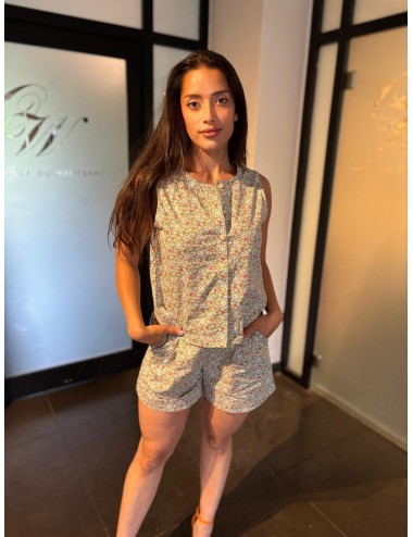 SHORT LIZIE