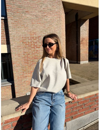 T-SHIRT SERIKATE GRIS